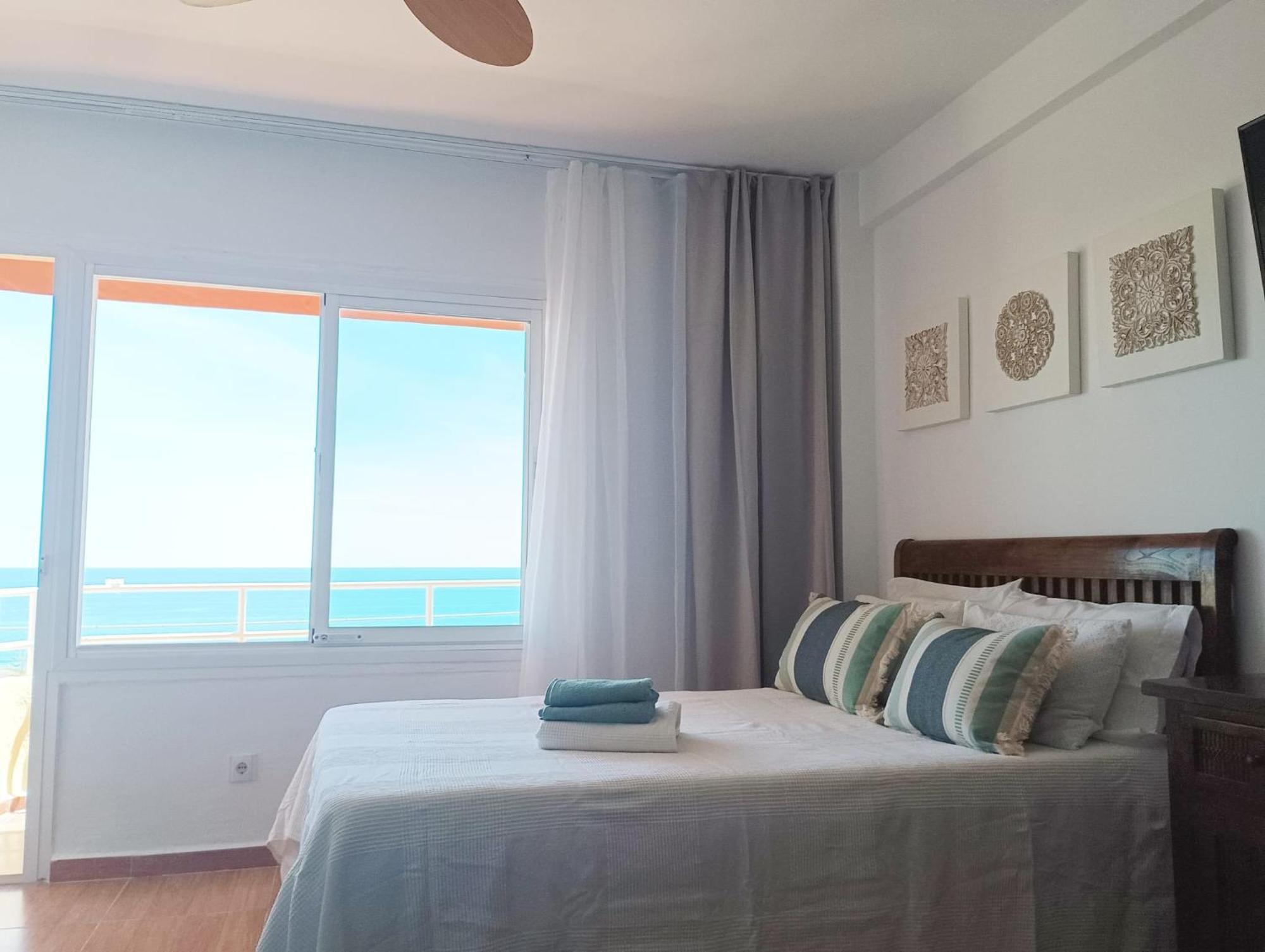 Club Bellavista - Apartamento Con Vistas Al Mar Torremolinos Exterior photo